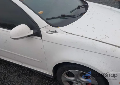 2009 Volkswagen Gti 4-Door z USA, uszkodzony, nr VIN WVWGV71K19W093887